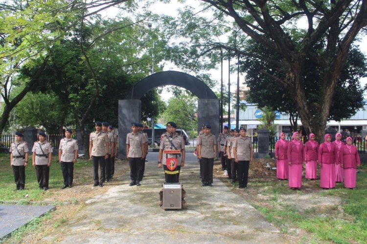 Sambut HUT Ke-50 Gegana, Gegana Satbrimob Polda Riau Laksanakan Ziarah Rombongan