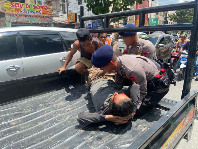 Dansat Brimob Riau : Terimakasih Kepada Personel Gerak Cepat Bantu Warga Laka Lantas