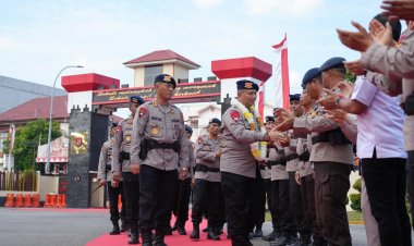 Dansat Brimob Riau sambut Danpas Brimob I Korbrimob Polri 