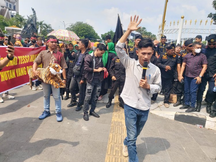 Ribuan Mahasiswa dan Masyarakat bersama Ratusan Laskar Melayu Suarakan Kampanye Akbar Selamatkan TNTN
