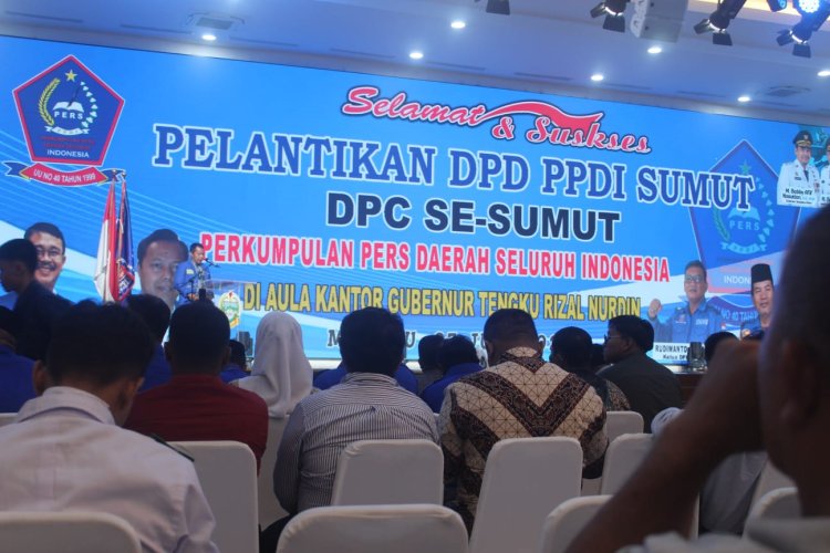 Ferry Sibarani Lantik Pengurus PPDI se-Sumut Periode 2025–2029: Tegaskan Peran Pers Sebagai Pilar Demokrasi