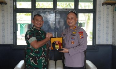 Dansat Brimob Riau Perkuat Sinergi Strategis dengan Yon Parako 462 Pasgat dan Kompi Kavaleri 6/RBT