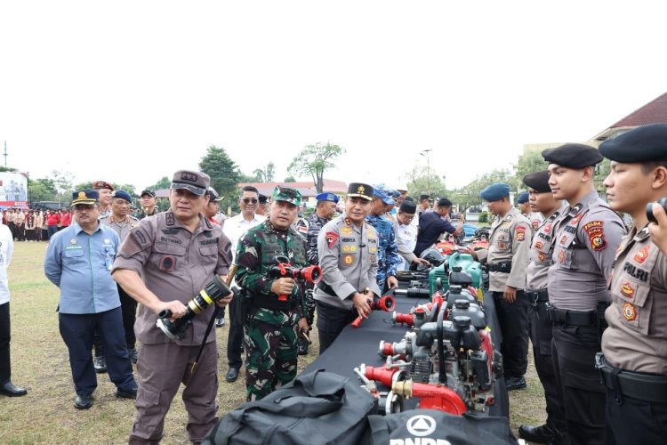 Kapolda Riau Pimpin Apel Tanggap Darurat Bencana 2025: Brimob Siap Terjun ke Lokasi