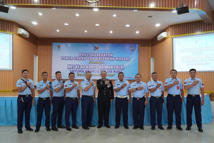 Semarak HUT ke-80 Korps Brimob Polri, Brimob Polda Riau Hadirkan Aksi Sosial Donor Darah dan Sunat Massal