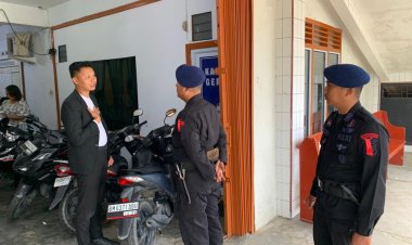 Wujudkan Rasa Aman Umat Kristiani, Brimob Polda Riau Gelar Patroli Dialogis di Gereja HKBP