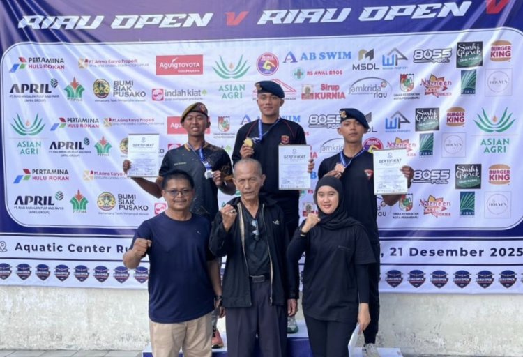 Prestasi di Tengah Pengabdian, Personel Brimob Polda Riau Sabet Juara 3 Kejuaraan Renang Nasional