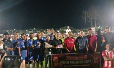 Ramadan Penuh Kebersamaan, Bupati Zukri Buka Turnamen Mini Soccer di Pangkalan Kerinci
